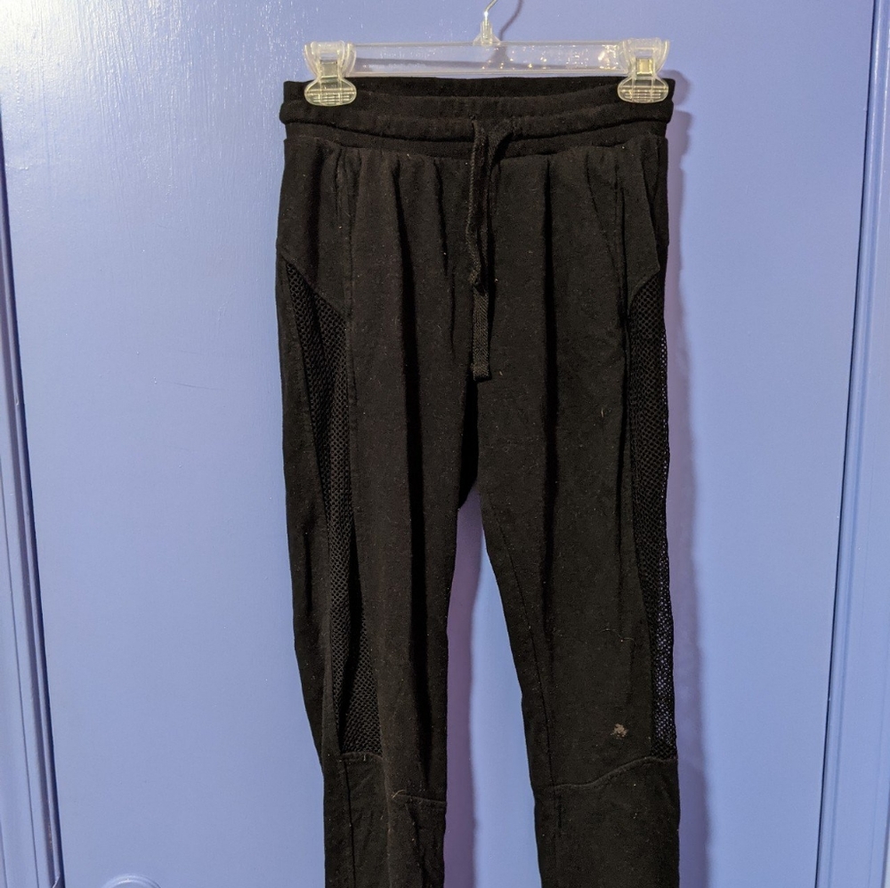 Mesh sided sweatpants